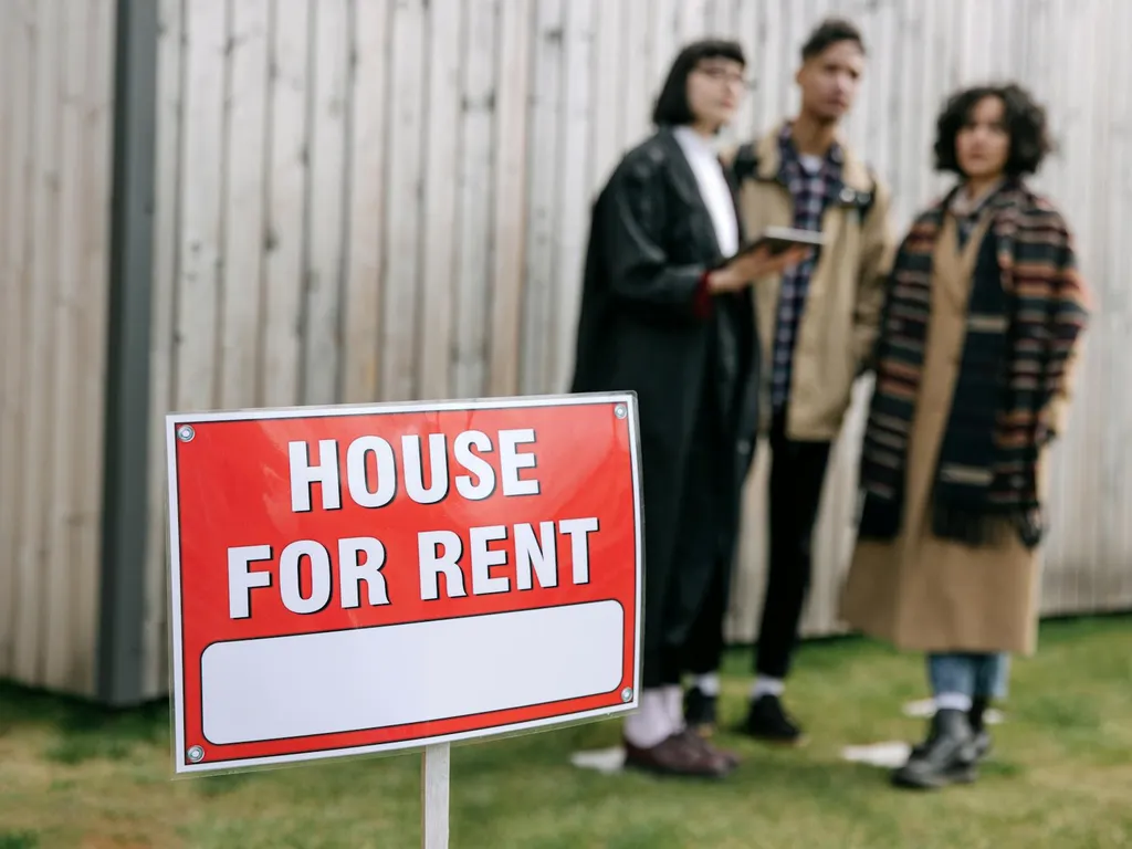 Frais d'agence en location, qui paie quoi et combien le locataire peut-il payer ?